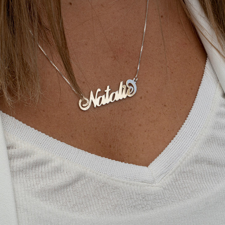 Carrie Name Necklace